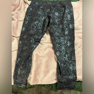 lululemon athletica Black and Teal Floral Leggings